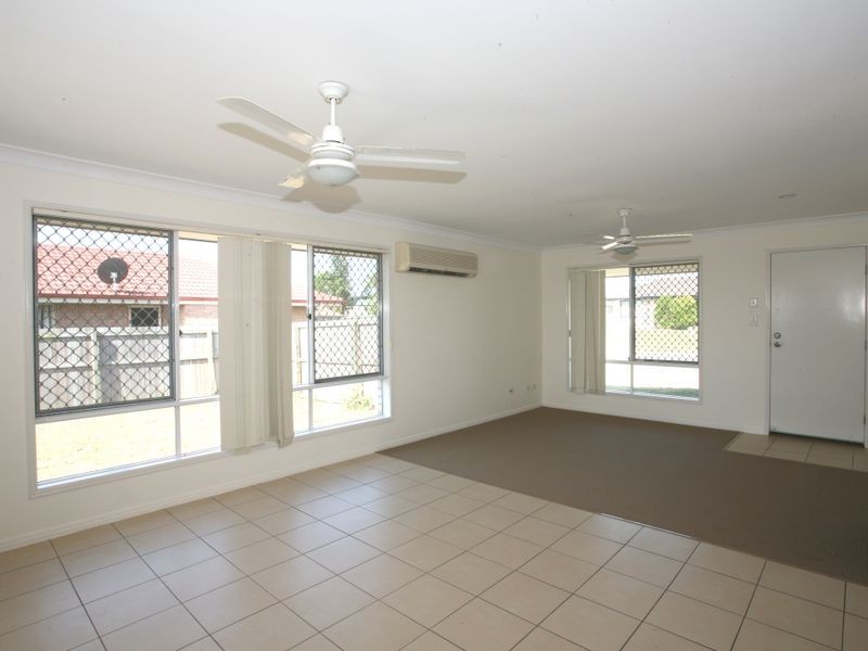 15 Wattle Crescent, Raceview QLD 4305
