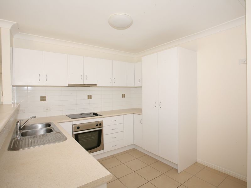 15 Wattle Crescent, Raceview QLD 4305