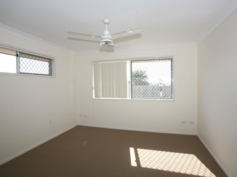 15 Wattle Crescent, Raceview QLD 4305