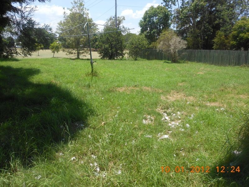 16 Bridge Street, North Booval QLD 4304