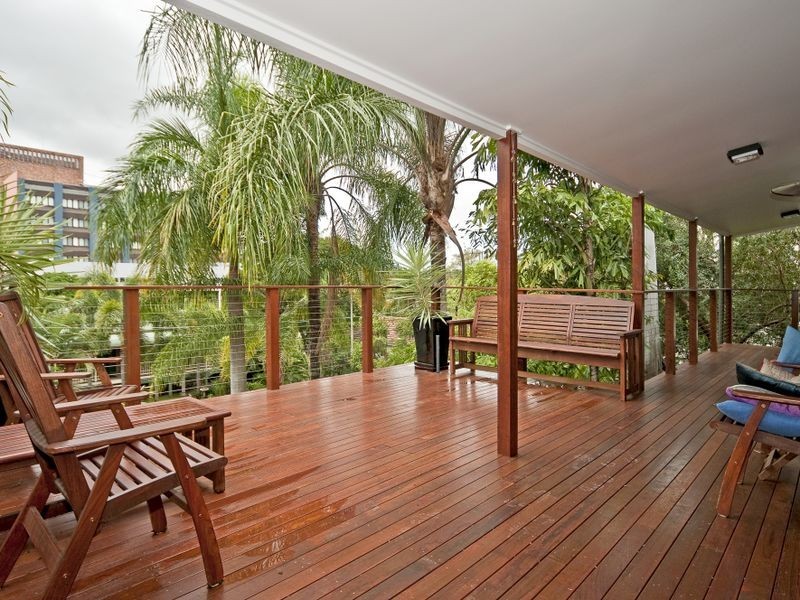 2 Walker Street, Ipswich QLD 4305