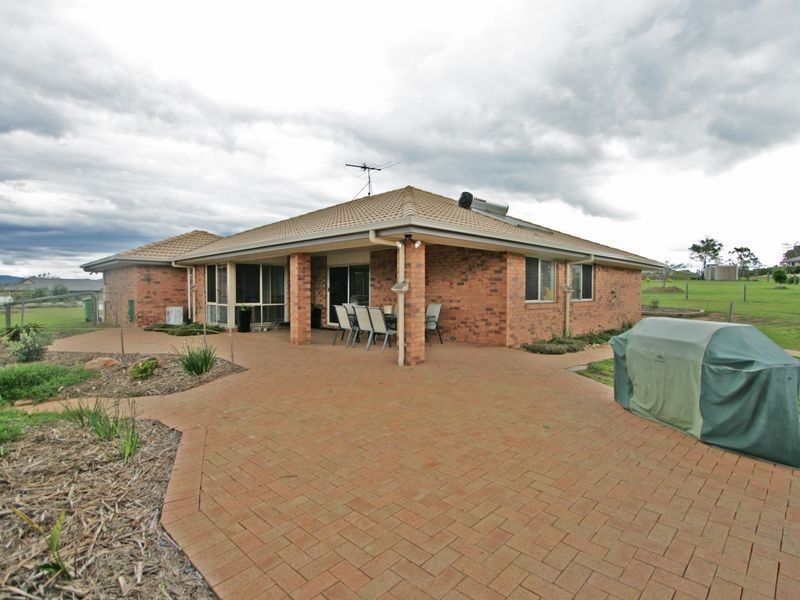 59 Hannant Road, Kensington Grove QLD 4341
