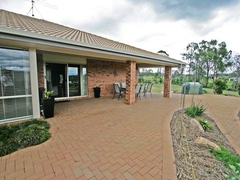 59 Hannant Road, Kensington Grove QLD 4341