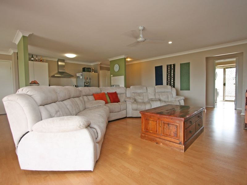 59 Hannant Road, Kensington Grove QLD 4341