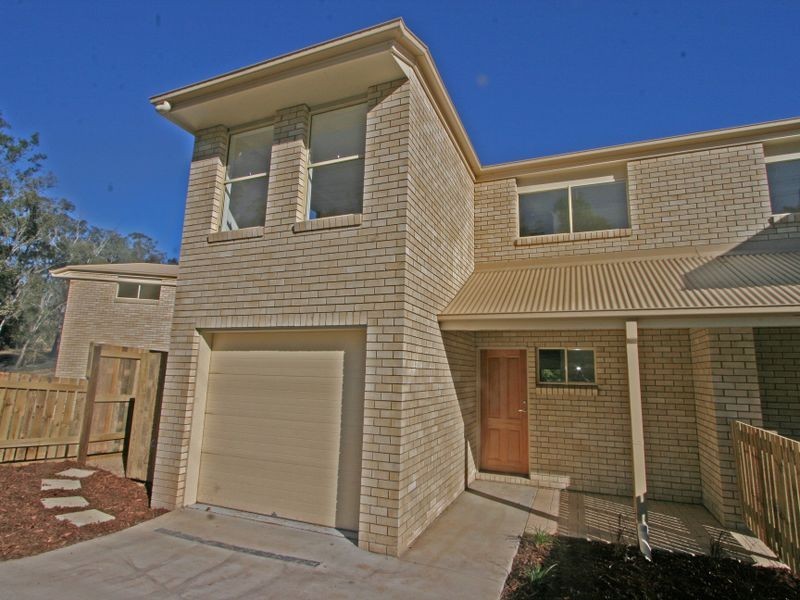 2/112 Barclay Street, Bundamba QLD 4304