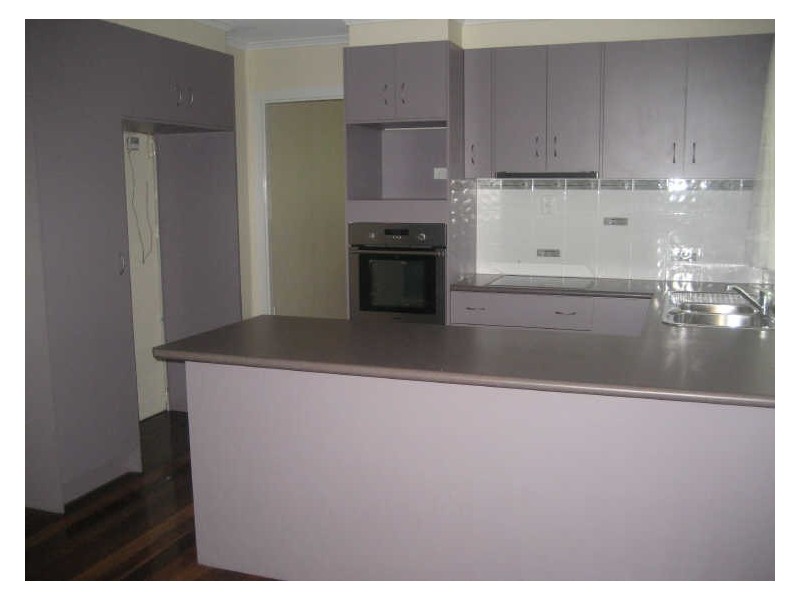 74 Robertson Road, Eastern Heights QLD 4305