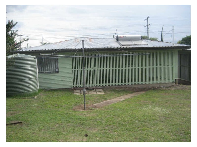 74 Robertson Road, Eastern Heights QLD 4305
