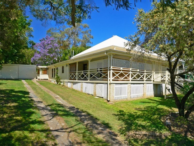 13 Smith Street, North Ipswich QLD 4305
