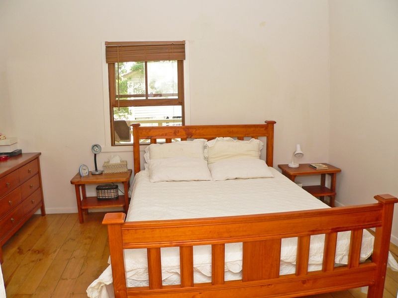 13 Smith Street, North Ipswich QLD 4305