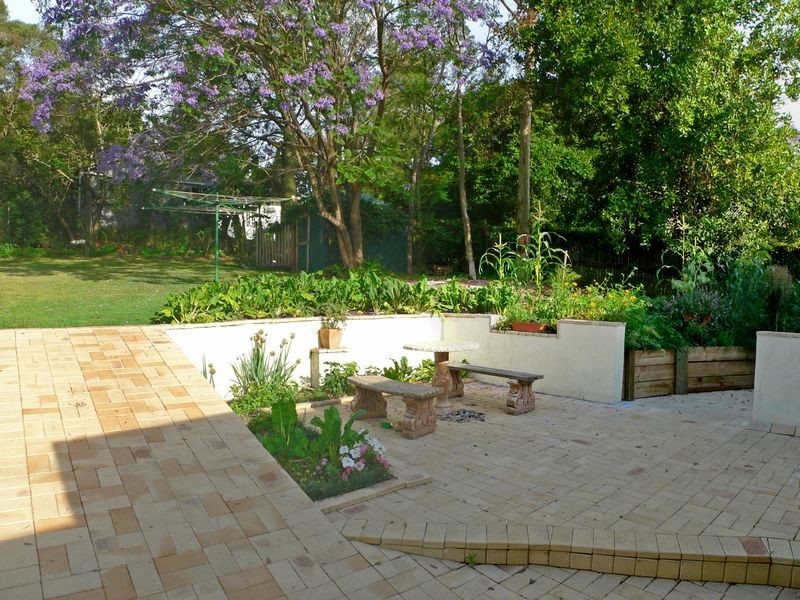 13 Smith Street, North Ipswich QLD 4305