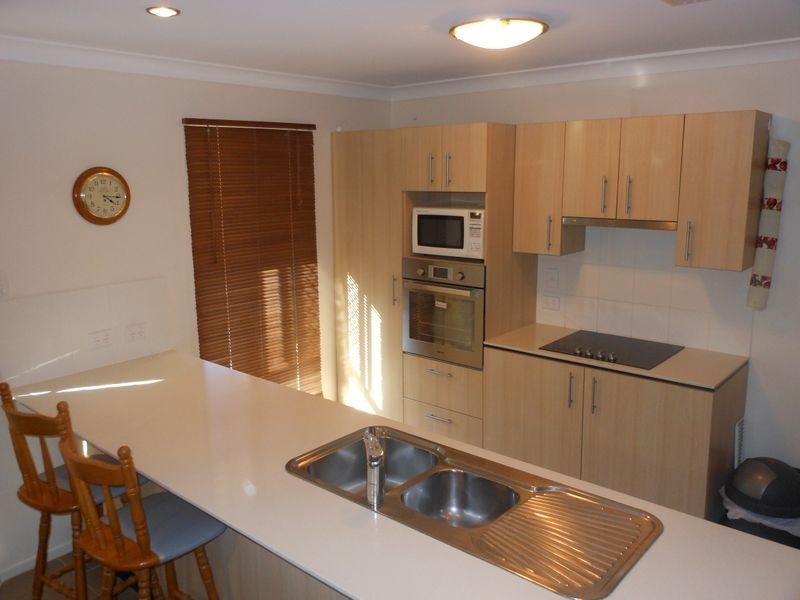 4 Stockdale Place Wulkuraka, Ipswich QLD 4305