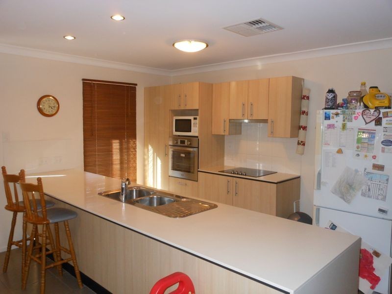 4 Stockdale Place Wulkuraka, Ipswich QLD 4305