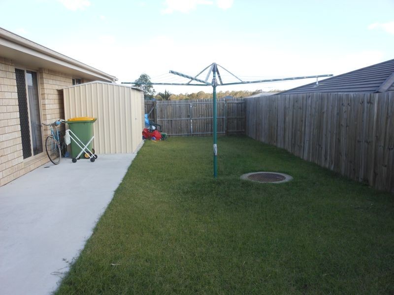 4 Stockdale Place Wulkuraka, Ipswich QLD 4305