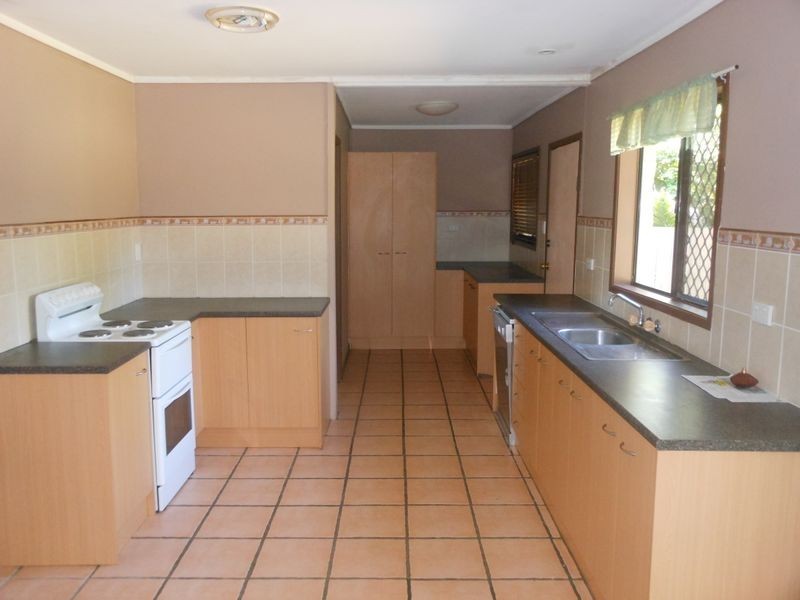 9 Prunda Parade, Raceview QLD 4305