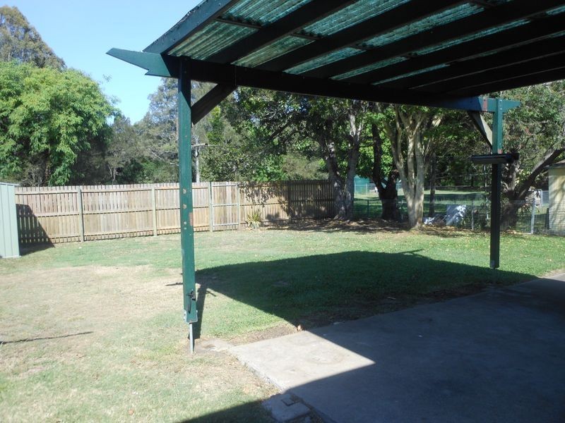 9 Prunda Parade, Raceview QLD 4305