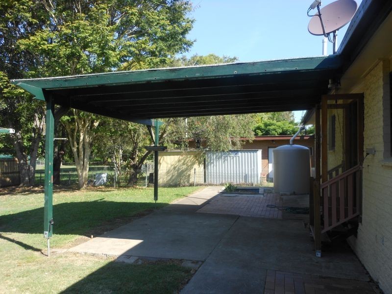 9 Prunda Parade, Raceview QLD 4305