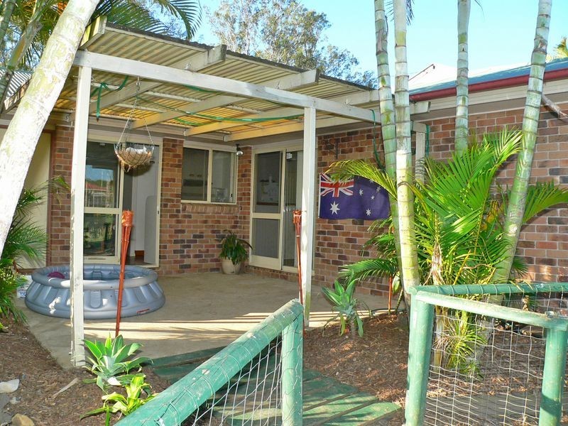 90 Aspinall Street, Leichhardt QLD 4305