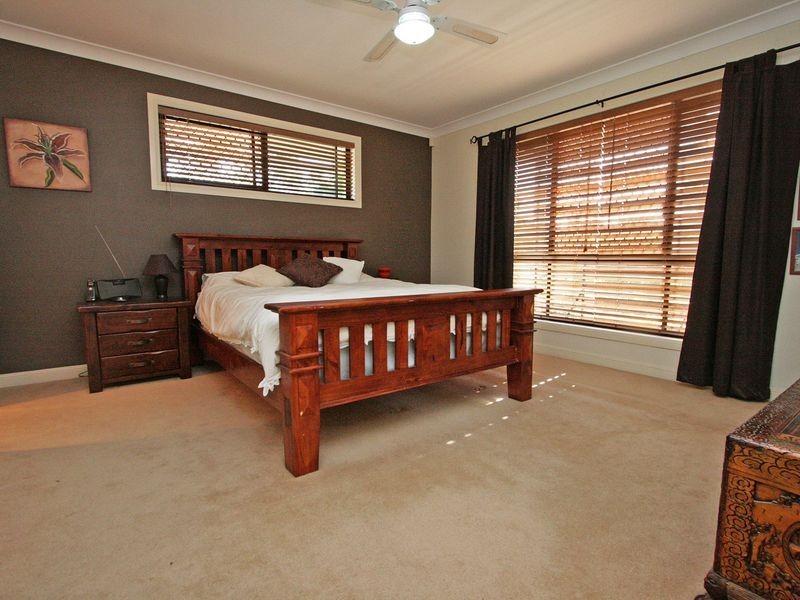 18 Darling Court, Karalee QLD 4306