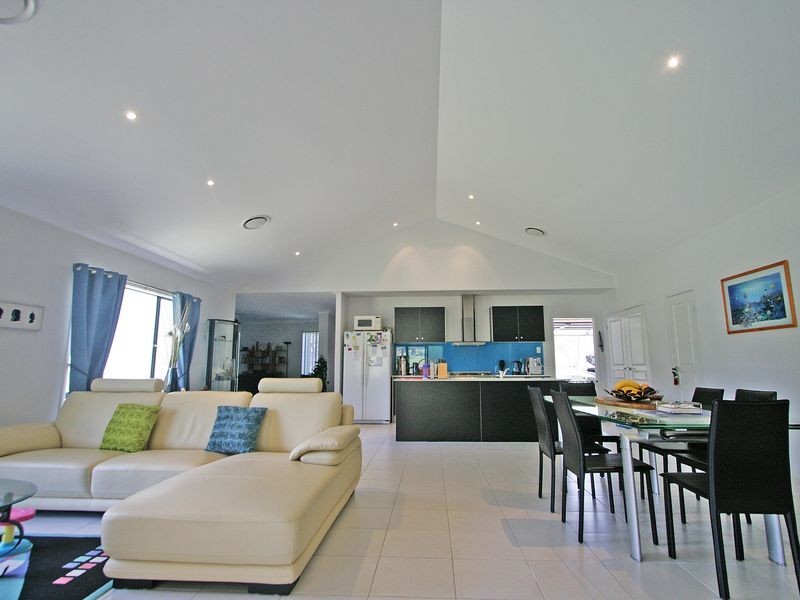 20 Sandpiper Drive, Regency Downs QLD 4341