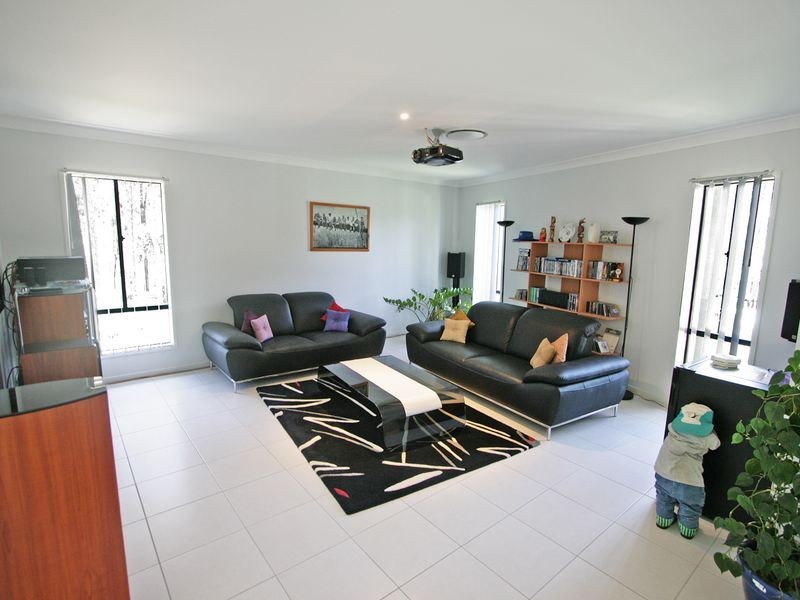 20 Sandpiper Drive, Regency Downs QLD 4341