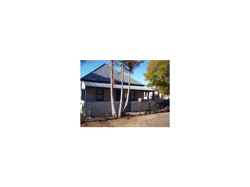 94 Barclay Street, Bundamba QLD 4304