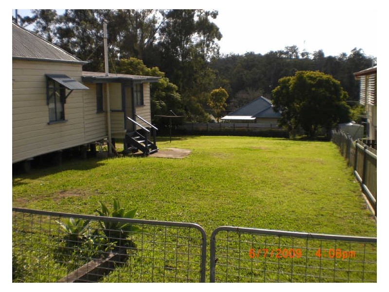 94 Barclay Street, Bundamba QLD 4304