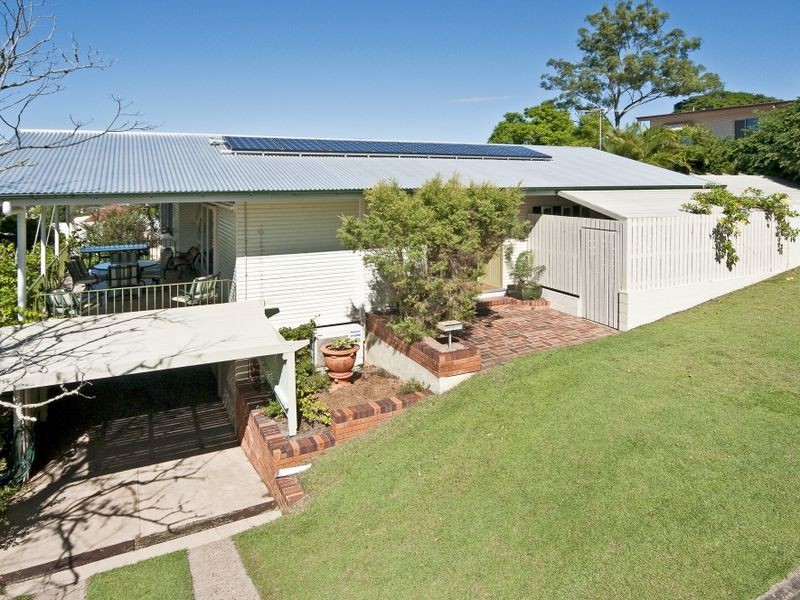 7 Lloyd George Street, Eastern Heights QLD 4305