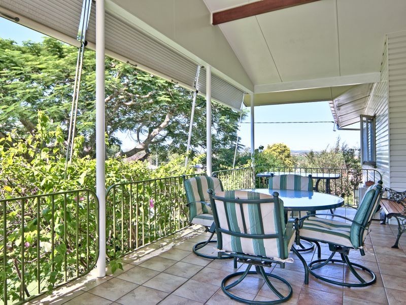 7 Lloyd George Street, Eastern Heights QLD 4305