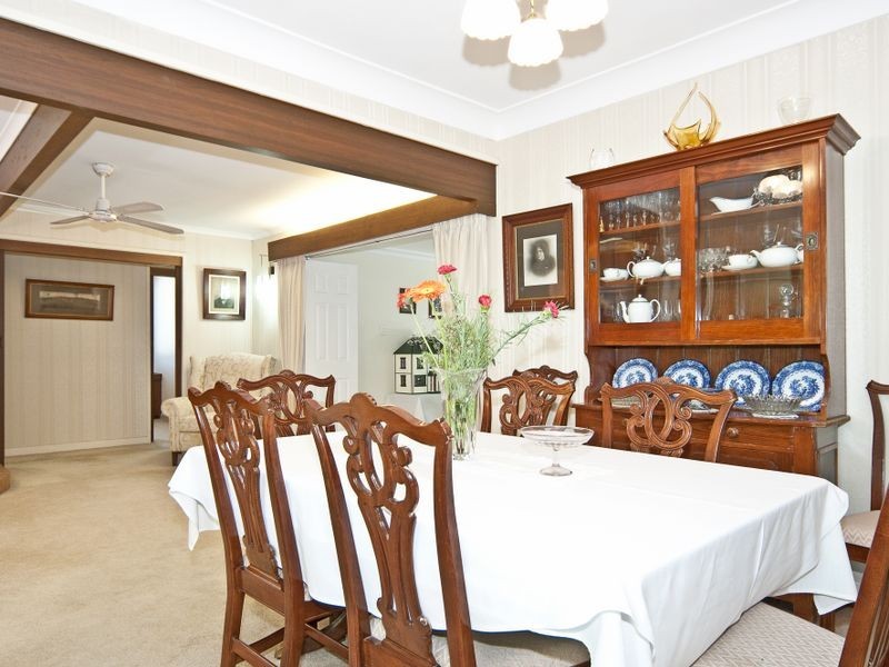 7 Lloyd George Street, Eastern Heights QLD 4305