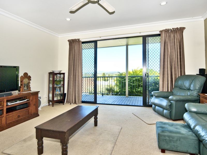 7 Lloyd George Street, Eastern Heights QLD 4305