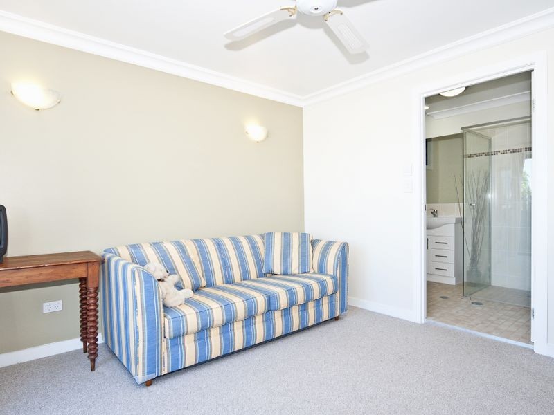 7 Lloyd George Street, Eastern Heights QLD 4305