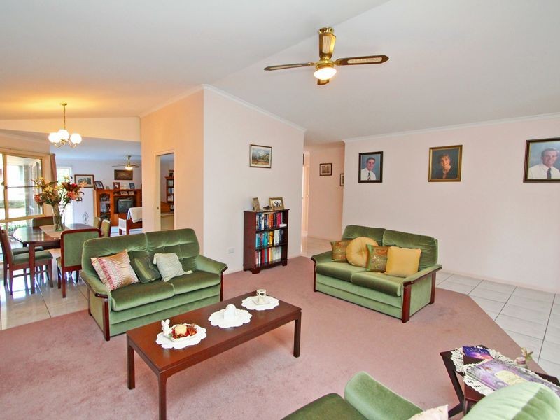 3 Jura Street, Brassall QLD 4305