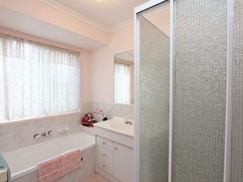 3 Jura Street, Brassall QLD 4305