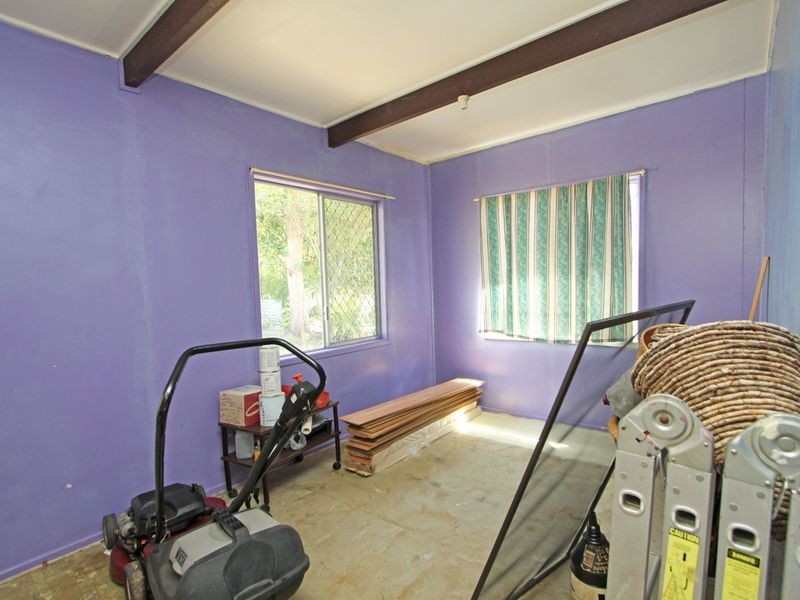 175 Glebe Road, Silkstone QLD 4304