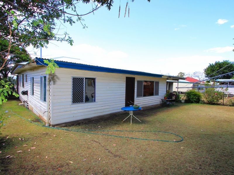 175 Glebe Road, Silkstone QLD 4304