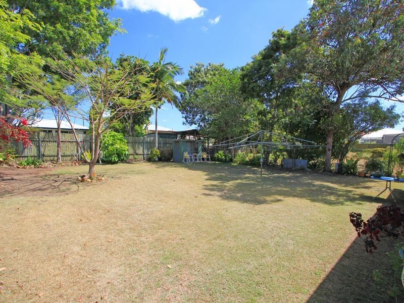 175 Glebe Road, Silkstone QLD 4304