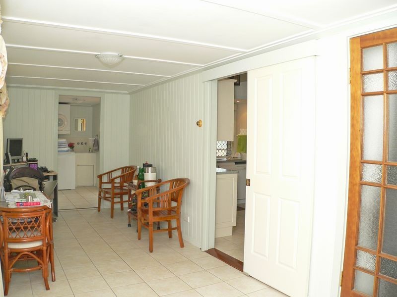 83 Cemetery Road, Raceview QLD 4305