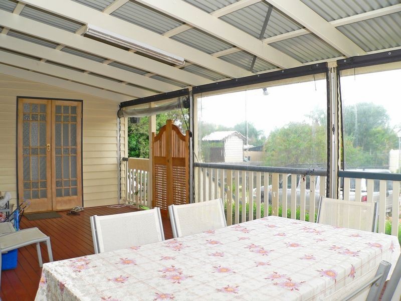 83 Cemetery Road, Raceview QLD 4305