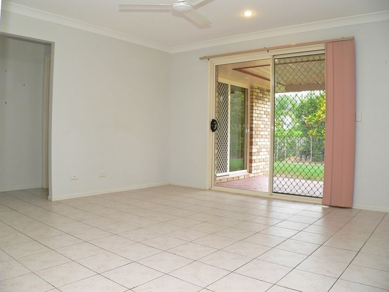 4 Galway Crescent, Brassall QLD 4305