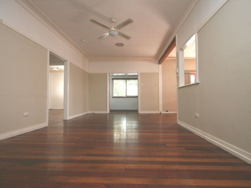 3 Wyndham Street, North Ipswich QLD 4305