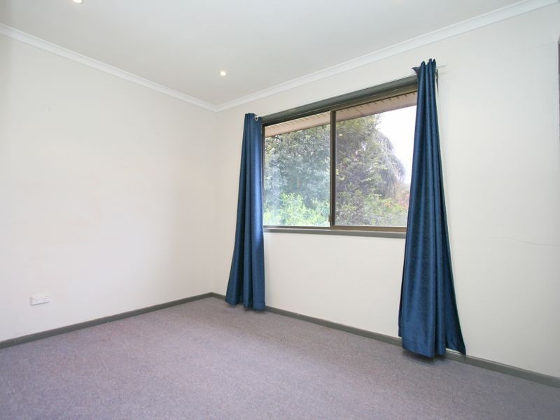 44 Robertson Road, Eastern Heights QLD 4305