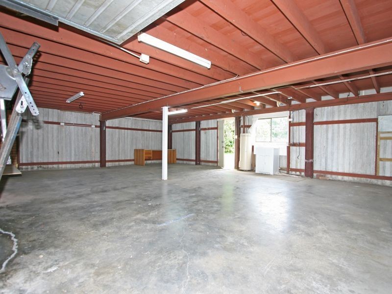 44 Robertson Road, Eastern Heights QLD 4305