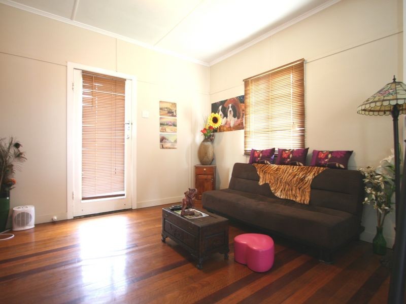 28 Minnis Street, Eastern Heights QLD 4305