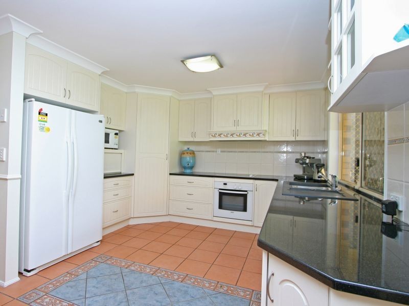 15 Haswell Court, Raceview QLD 4305