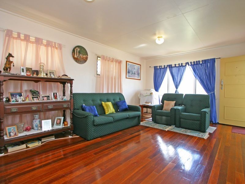 66 Jane Street, Leichhardt QLD 4305
