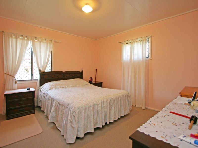 66 Jane Street, Leichhardt QLD 4305