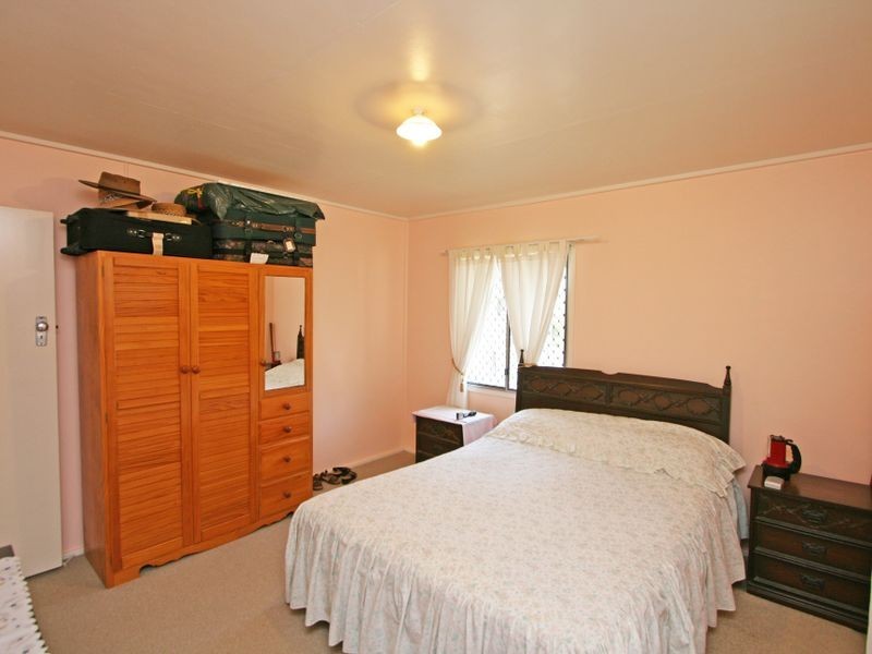 66 Jane Street, Leichhardt QLD 4305