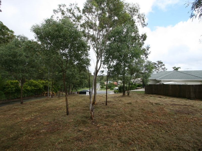 24 John Bell Court, Goodna QLD 4300