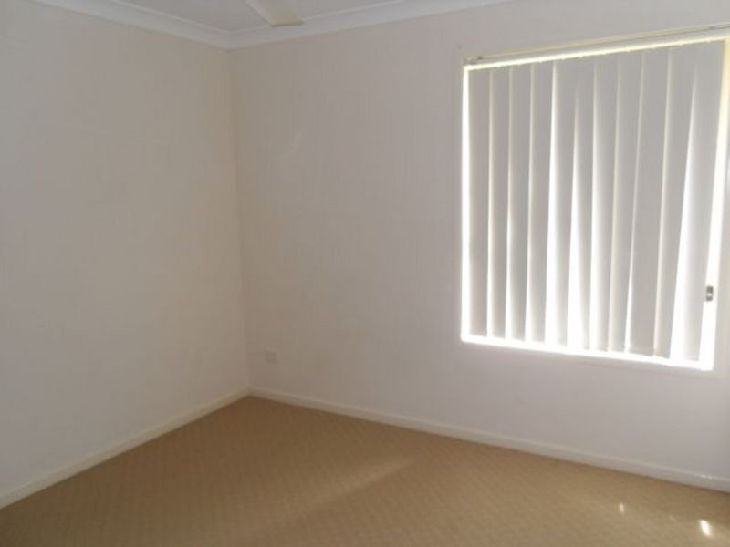 10 Wattle Crescent, Raceview QLD 4305