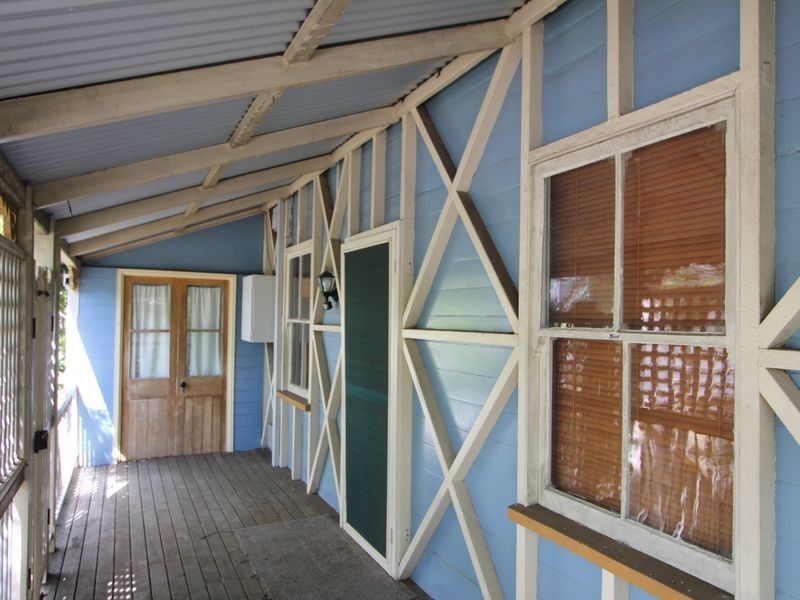 27 Clay Street, Ipswich QLD 4305
